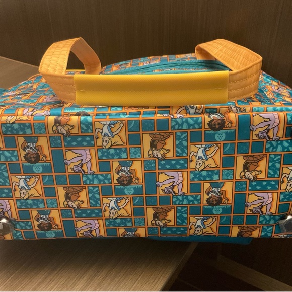 Disney Parks LUG Half Marathon 2023 TOTE RETIRED - Picture 10 of 10